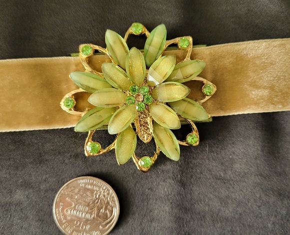 Upcycled Vintage Floral Rhinestone Velvet Choker Necklace - Picture 5 of 7